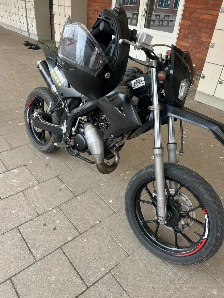 Leovince hand made x-fight uitlaat, Fietsen en Brommers, Brommeronderdelen | Algemeen, Zo goed als nieuw, Uitlaat, Ophalen