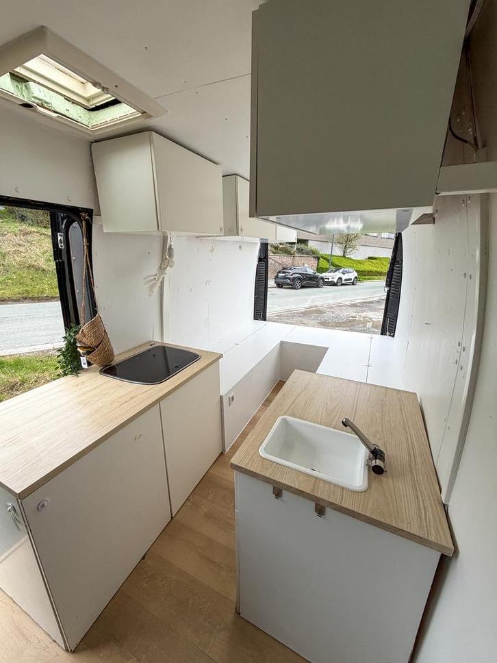 Van aménagé Peugeot Boxer 2013 - 119 000km Diesel Euro 5, Caravans en Kamperen, Mobilhome Inkoop