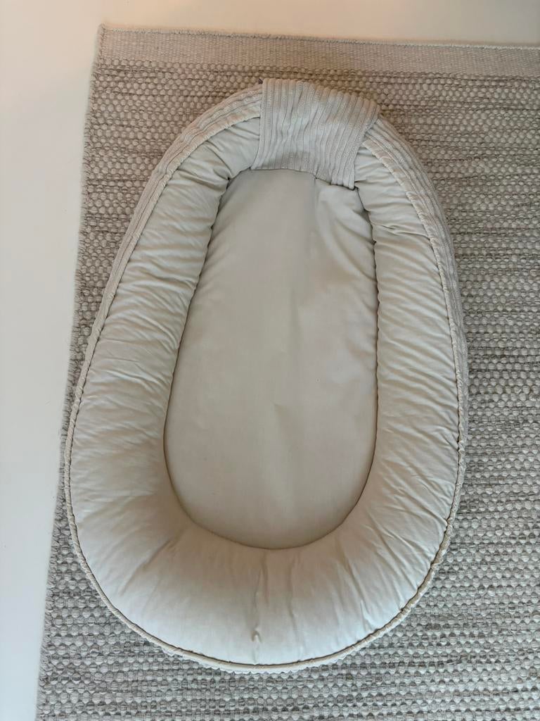 Babynestje Mamaloes Velours Rib, Kinderen en Baby's, Ophalen, Zo goed als nieuw