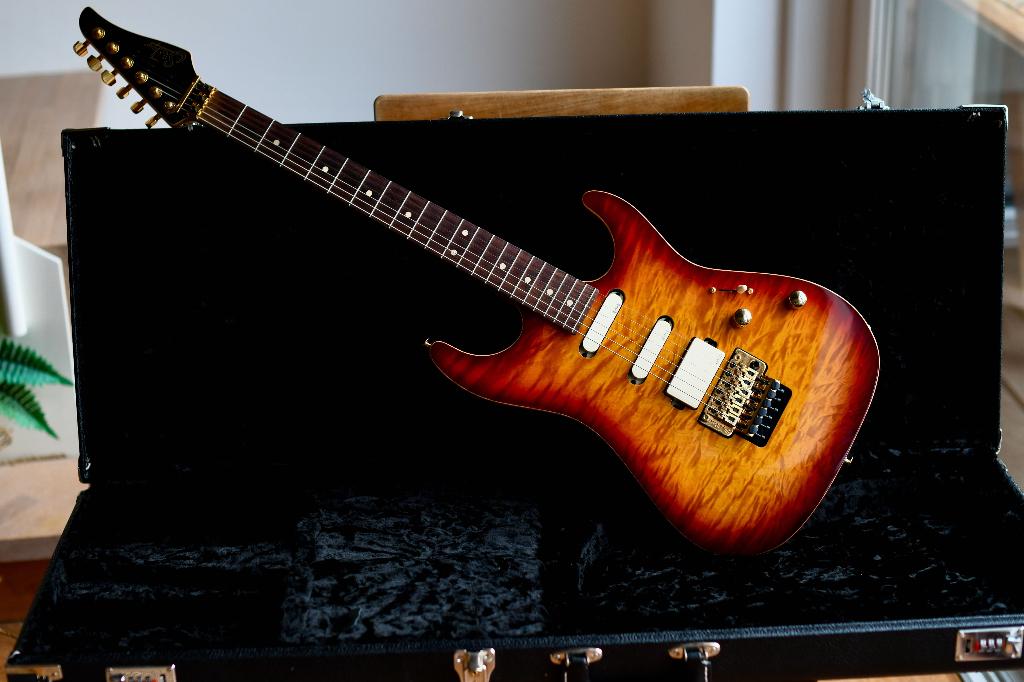 Suhr type Mark Knopfler, Muziek en Instrumenten, Snaarinstrumenten | Gitaren | Elektrisch, Fender, Met versterker, Ophalen of Verzenden