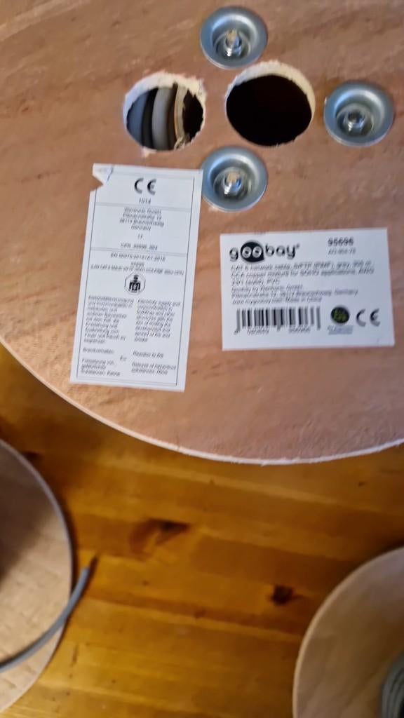 upt cat cca  kabels, Informatique & Logiciels, Pc & Câble réseau, Enlèvement, Neuf