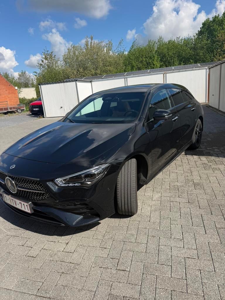Mercedes benz cla 250e amg line, CLA, Euro 6, Zwart, Bruin