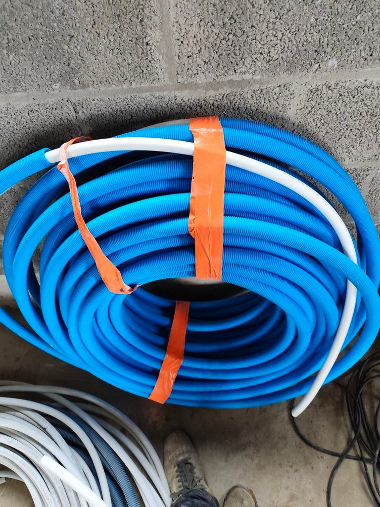 Alpex 20mm gainé bleu 68m, Bricolage & Construction, Tuyaux & Évacuations