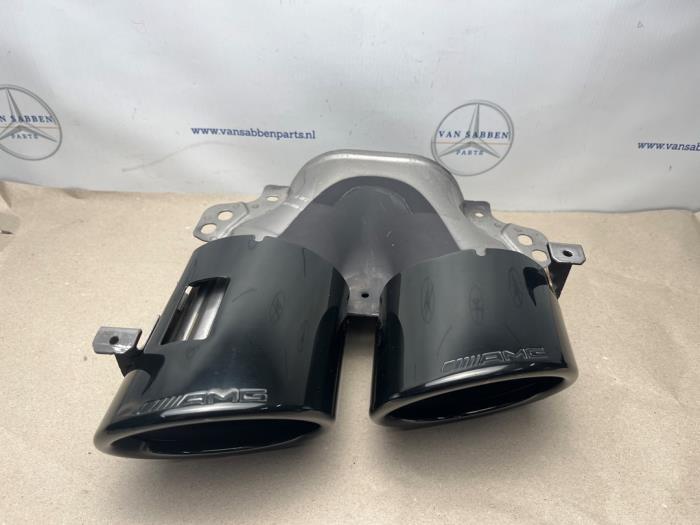 Diffuseur pare-choc arrière d'un Mercedes A-Klasse (040), Autos : Pièces & Accessoires, Carrosserie & Tôlerie, Mercedes-Benz, Neuf