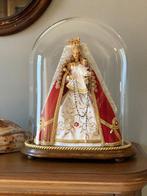 Madonna met Kind onder stolp, Ophalen