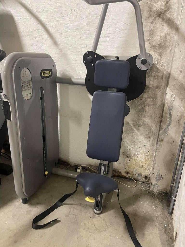 professioneel fitnessapparatuur zie omschrijving, Ophalen