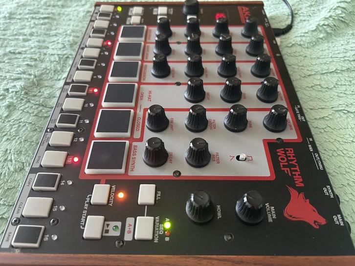 Akai Rhythm Wolf Drumcomputer en synth, Musique & Instruments, Batteries électroniques, Enlèvement