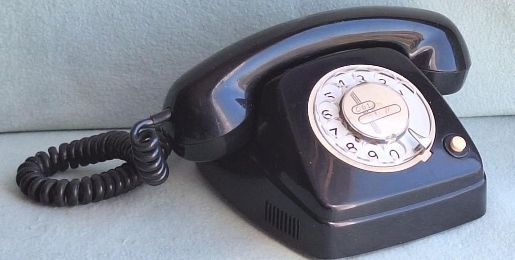 Beau ancien téléphone rétro vintage RTT, Enlèvement ou Envoi, Maison et Meubles
