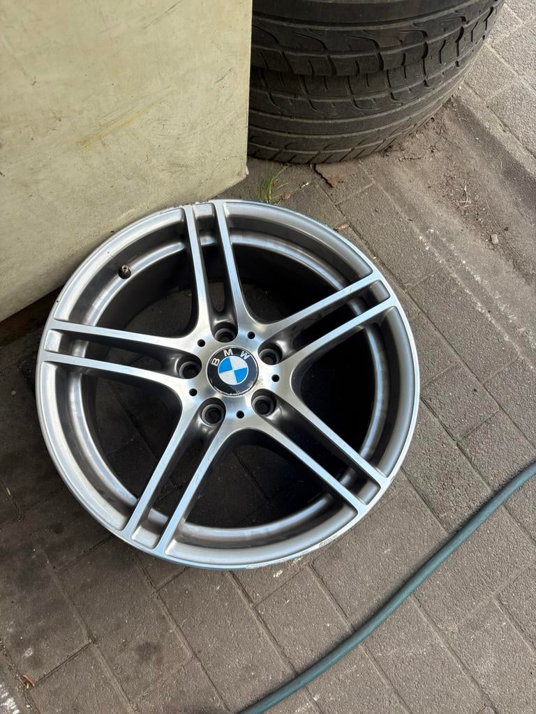 Genre 18 pouces avant BM, Autos : Pièces & Accessoires, Pneus & Jantes, Enlèvement ou Envoi, 18 pouces