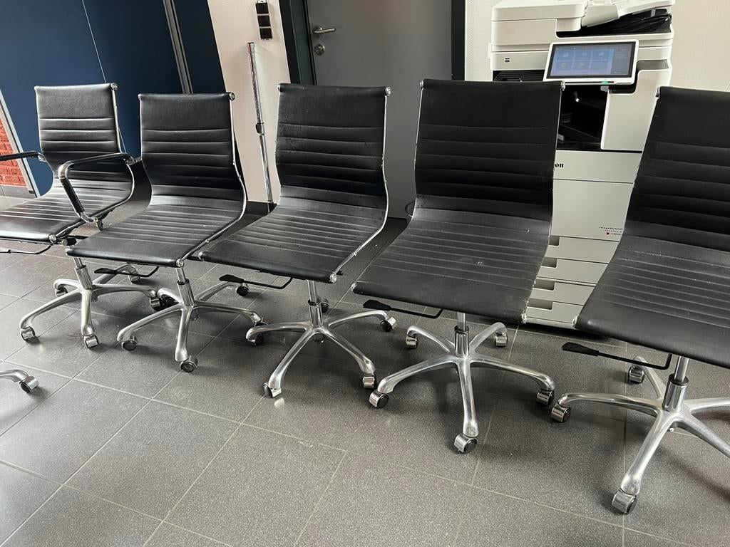 Design bureaustoelen zwart lederlook set 6, Ophalen, Gebruikt, Zwart