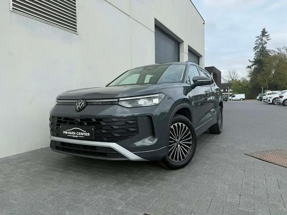 Volkswagen Tayron 1.5eTSI MHEV BUSINESS 360 CAMERA APP CONNE, Auto's, 4 cilinders, 7 zetels, https://public.car-pass.be/vhr/7e4c6191-b383-466a-a0b7-69d73730a372