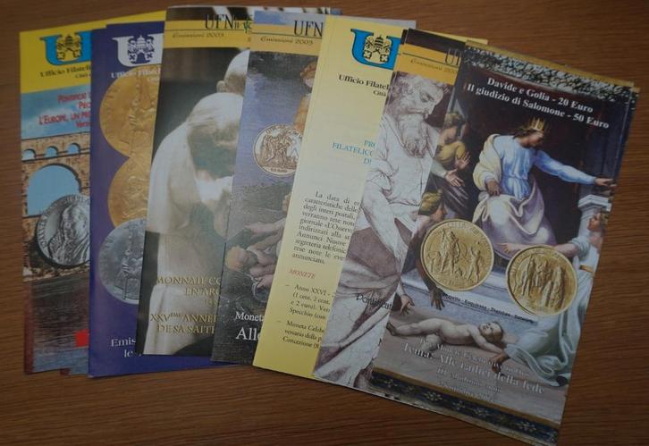 Brochures d'information euros du Vatican et de Saint-Marin, Timbres & Monnaies, Monnaies | Europe | Monnaies euro, 5 euros, Vatican