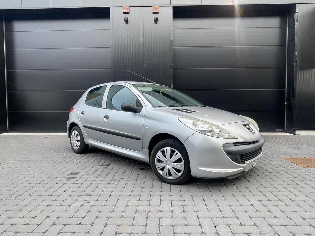 Peugeot 206 + Essence 1.2 Euro 5 Carnet complet Contrôle Ok, Auto's, Peugeot, Stof, Zwart, Bedrijf, Handgeschakeld