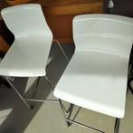 2 tabourets empilables, hauteur d'assise 66 cm, Avec repose-pieds, 2 tabourets, Synthétique, Enlèvement