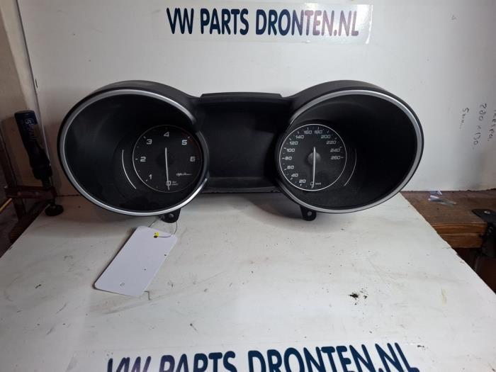 Compteur kilométrique KM d'un Alfa Romeo Stelvio, -, 3 mois de garantie, Utilisé, Alfa Romeo