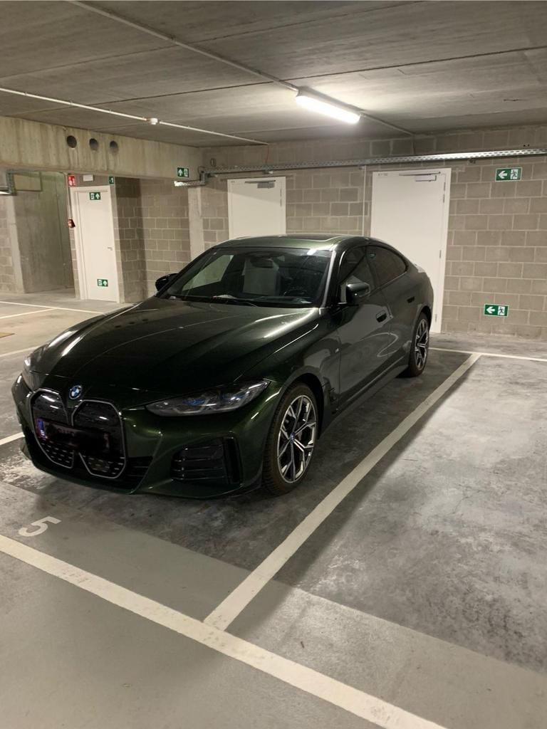 Heel mooie elektrische bmw i4, Autos, BMW, Achat, Noir, 5 portes, Automatique