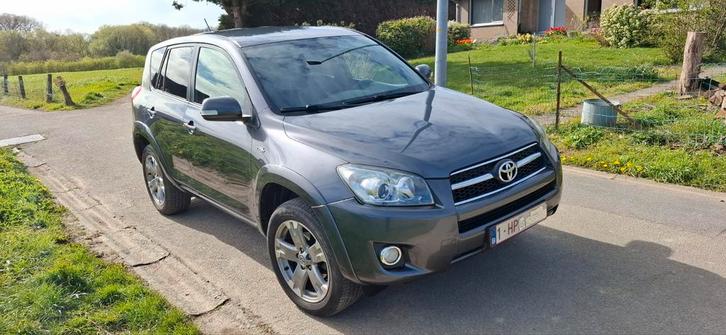 Toyota rav 4 D-CAT, Autos, Toyota, Particulier, Rav4, 4x4, ABS, Caméra de recul, Airbags, Air conditionné, Ordinateur de bord