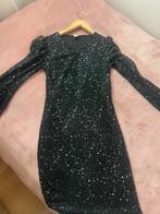 Het is een zwart,witte jurk. Het is voor 10 jarige meisjes., Ophalen, Galajurk, Zwart, Nieuw