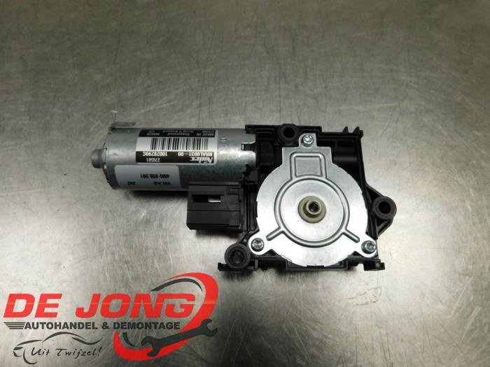 Moteur toit ouvrant d'un Audi Q7, Autos : Pièces & Accessoires, -, 3 mois de garantie, Audi, Utilisé