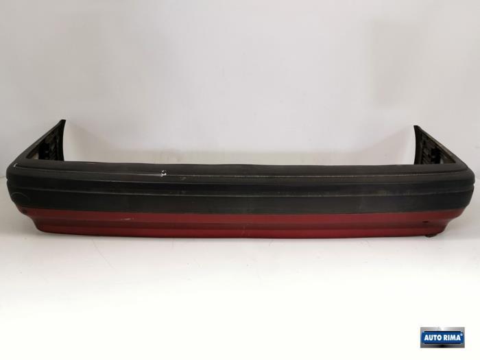 Achterbumper van een Volvo 9-Serie (418), Gebruikt, -, -, Ophalen of Verzenden