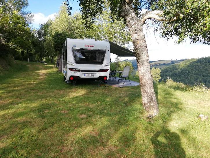 Caravan Dethleffs Camper Avantgarde 460 el van 2023, Caravanes & Camping, Caravanes, Particulier, jusqu'à 4, 1250 - 1500 kg, Siège de train