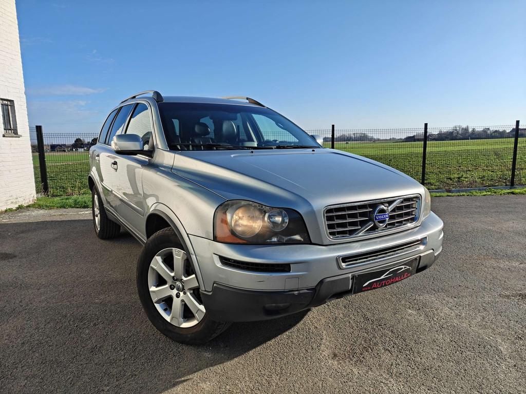 Volvo XC90 XC90 2.4 D3 2WD - EURO 5 - AUTOMAAT - 7 plaatsen/, Auto's, Euro 5, Parkeersensor, Gebruikt, Zwart