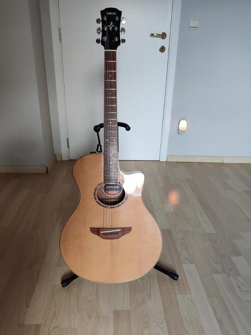 Yamaha APX 600, Musique & Instruments, Instruments à corde | Guitares | Acoustiques, Comme neuf, Guitare Western ou Guitare Folk