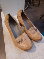 Te geef! Retro damesschoenen maat 38., Kleding | Dames, Ophalen, Gedragen