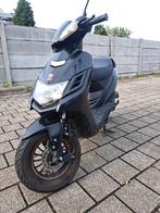Gts Vici 50cc- A klasse, Fietsen en Brommers, Ophalen, Zo goed als nieuw