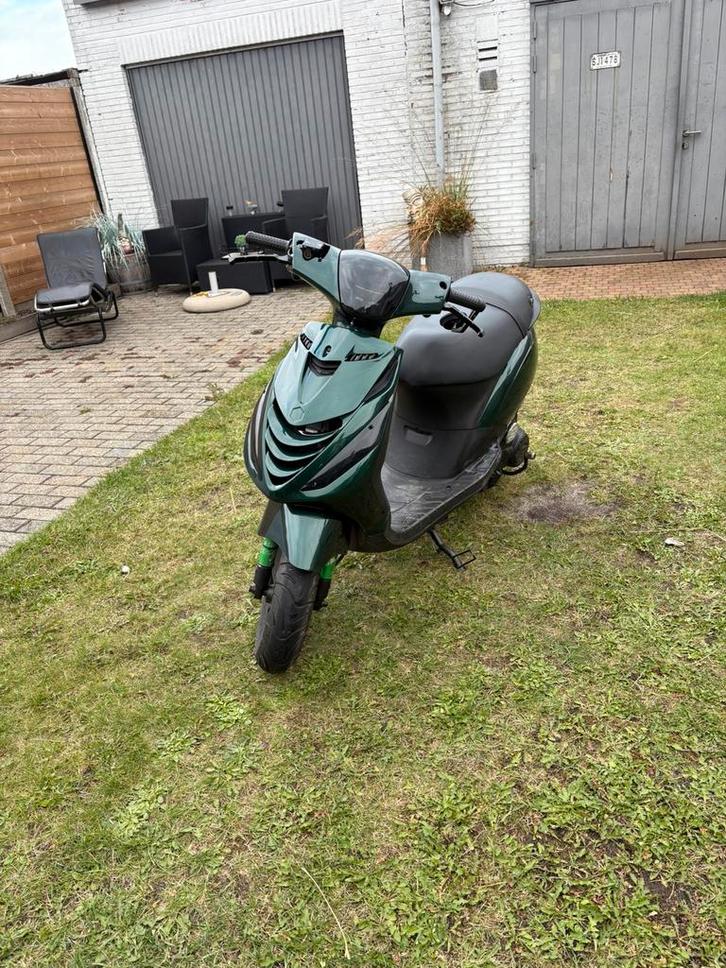 Jaguar groen Piaggio zip 4t 50cc iget A klassen, Fietsen en Brommers, Scooters | Piaggio, Zo goed als nieuw, Zip, Klasse A (25 km/u)