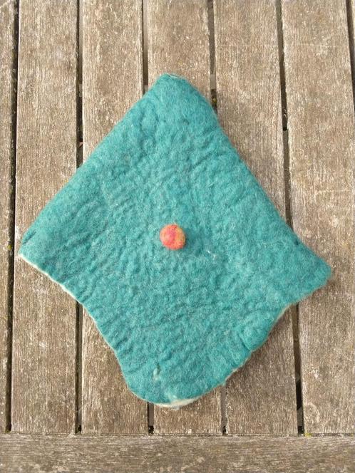 Vilten muts, Kinderen en Baby's, Kinderkleding | Mutsen, Sjaals en Handschoenen, Gebruikt, Muts, Jongen of Meisje, Ophalen of Verzenden