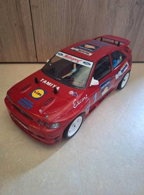 splinternieuwe Tamiya TT02 Ford Escort Rs Cosworth, Hobby en Vrije tijd, Modelbouw | Radiografisch | Auto's, Nieuw, Auto onroad
