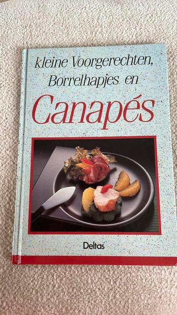 Kleine voorgerechten borrelhapjes en canapes beschikbaar voor biedingen