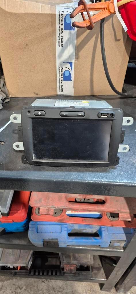 Renault/opel multimedia radio, Auto diversen, Autoradio's, Zo goed als nieuw, Ophalen of Verzenden