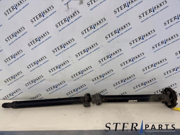 Tussenas van een Mercedes Vito, Auto-onderdelen, Remmen en Aandrijving, Mercedes-Benz, Gebruikt, 3 maanden garantie, Ophalen of Verzenden