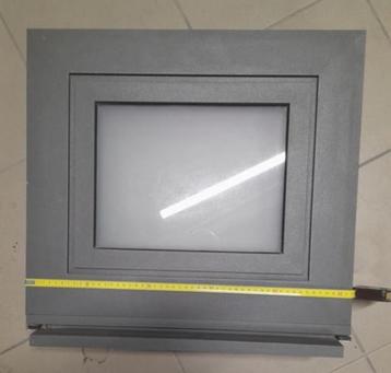 Aluminium raam - kipraam - klapraam - dubbel melkglas  beschikbaar voor biedingen