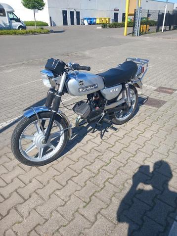 mooie zundapp te koop beschikbaar voor biedingen