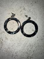 Boucle d’oreille Six noir, Handtassen en Accessoires, Oorbellen, Ophalen of Verzenden, Zo goed als nieuw, Zwart