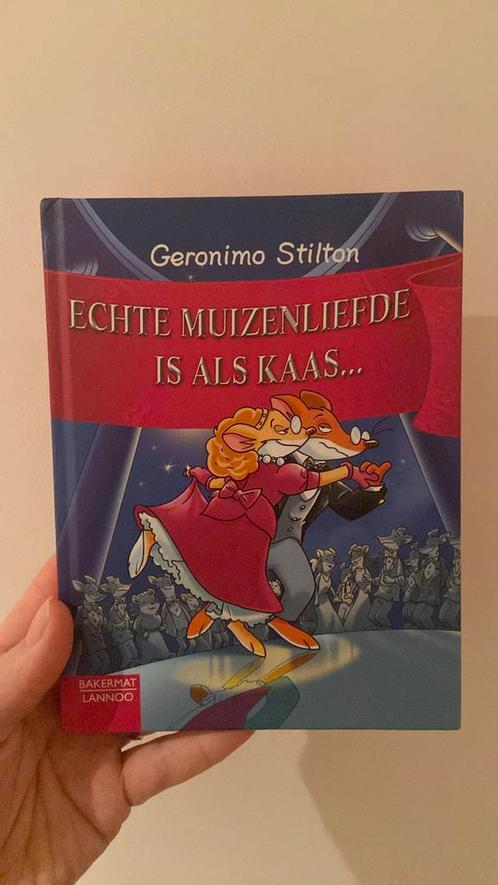 Geronimo Stilton - Echte muizenliefde is als kaas..., Livres, Livres pour enfants | Jeunesse | Moins de 10 ans, Comme neuf, Contes (de fées)