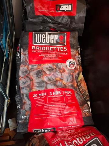 Weber briketten 8kg beschikbaar voor biedingen