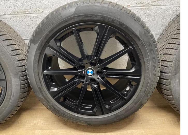 BMW 748M 20" X5 G05 X6 G06 G06 WINTERKIT VELGEN als nieuw, Auto-onderdelen, Banden en Velgen, Banden en Velgen, Winterbanden, 20 inch