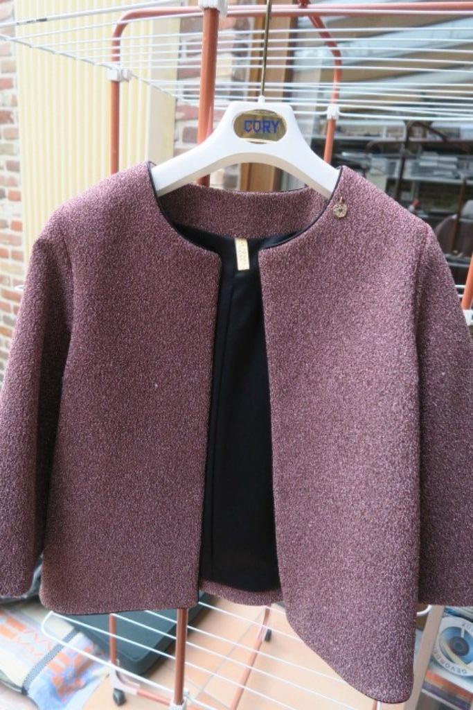 Jasje nieuw La Pomme de Loveley mt 40, Kleding | Dames, Carnavalskleding en Feestkleding, Nieuw, Kleding, Maat 38/40 (M), Ophalen of Verzenden