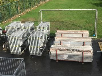 200m2 stelling met 80 ijzeren vloeren! beschikbaar voor biedingen