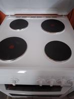 beko elektrisch kookvuur met oven, Ophalen, 4 kookzones, Zo goed als nieuw, 85 tot 90 cm