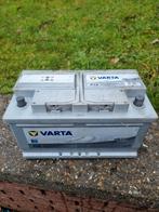 Varta accu 12V 85Ah werkt goed in Nieuwe staat, Ophalen