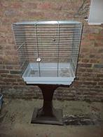 Vogelkooi op voet, Ophalen, Vogelkooi