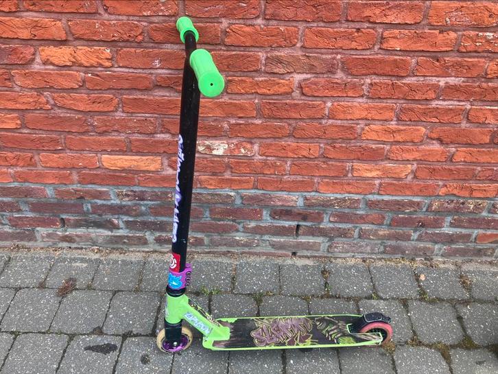 Slamm stuntstep - gebruikt maar in goede staat, Fietsen en Brommers, Steps, Gebruikt, Ophalen