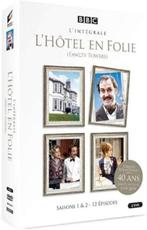 L hotel en folie : l intégrale saisons 1 et 2 version 2020, Alle leeftijden, Boxset, Ophalen of Verzenden, Komedie