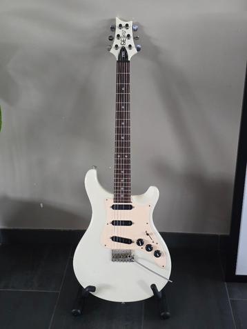 PRS SE EG + locking tuners  beschikbaar voor biedingen