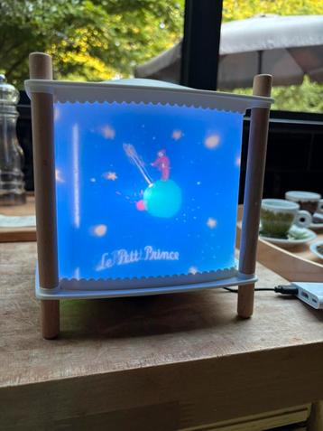 Kindernachtlamp/projector Trousselier “de kleine prins”, Enlèvement